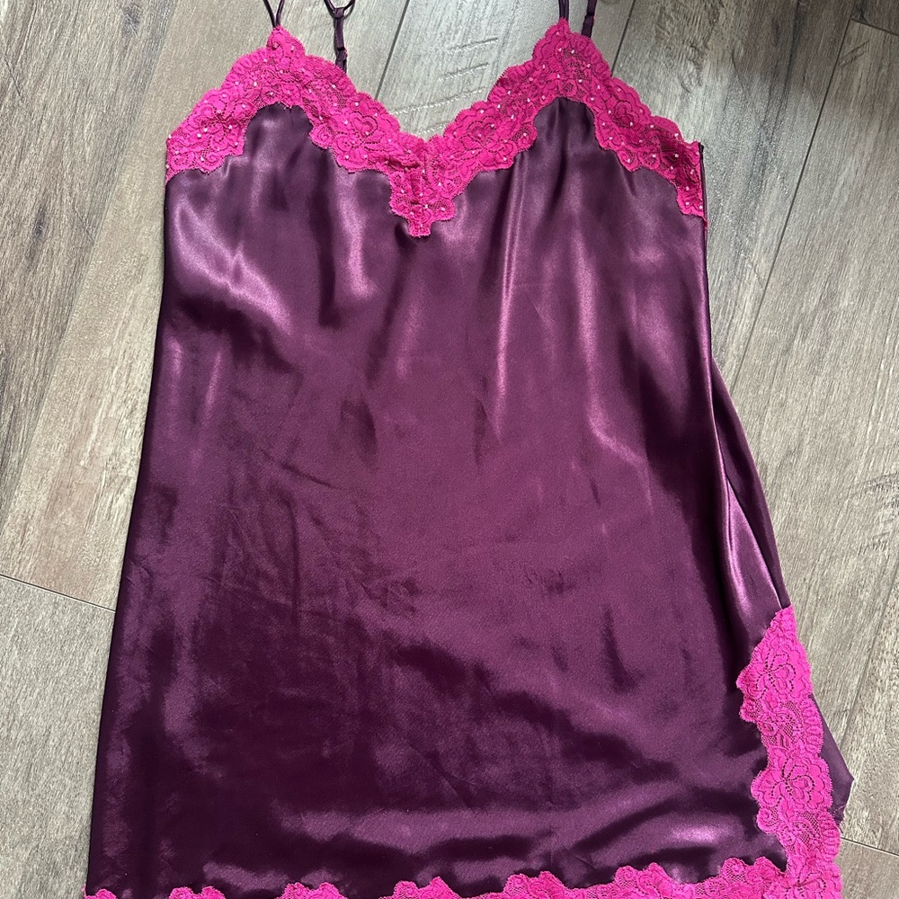Vintage Elegant Satin Nightgown with Lace Trim